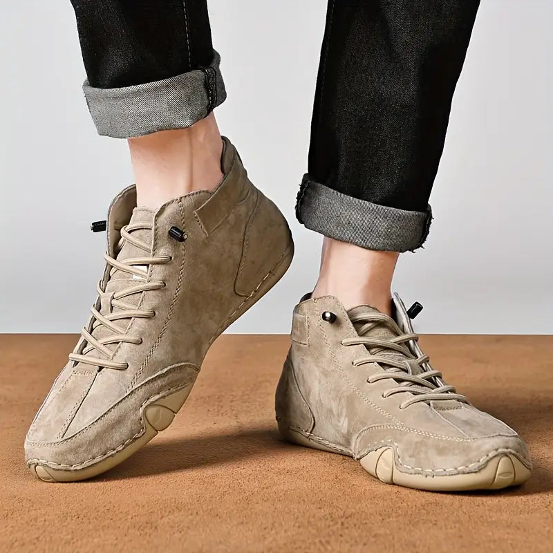Zapatos impermeables con diseño resistente